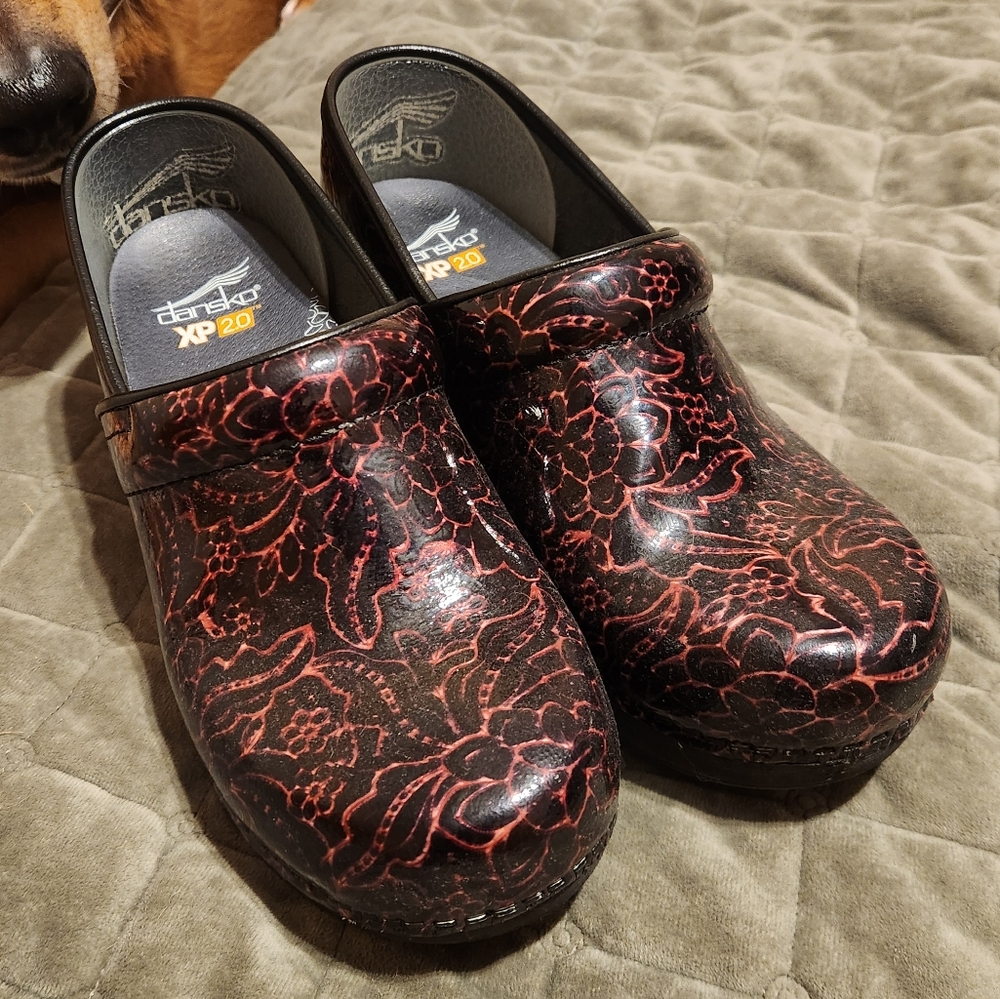 Women's Danskos